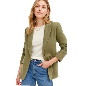 Charter club, Women's Olive Blazer wool classic style one button, size 4